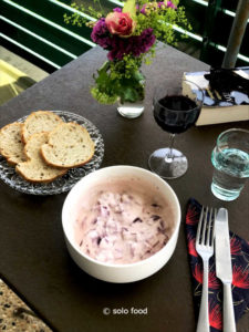 Beetroot Salad with Greek Yogurt