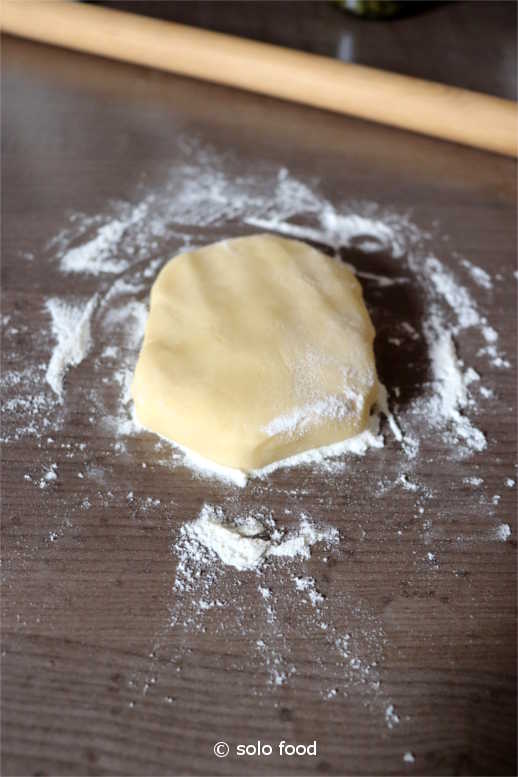 pâte feuilleutée rapide - tour 1 - étape 1 - le rectangle