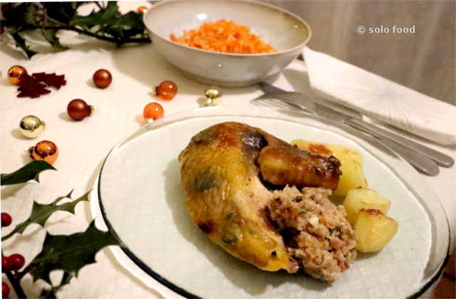 Christmas poultry with truffle and a filling with bacon, star anise and orange