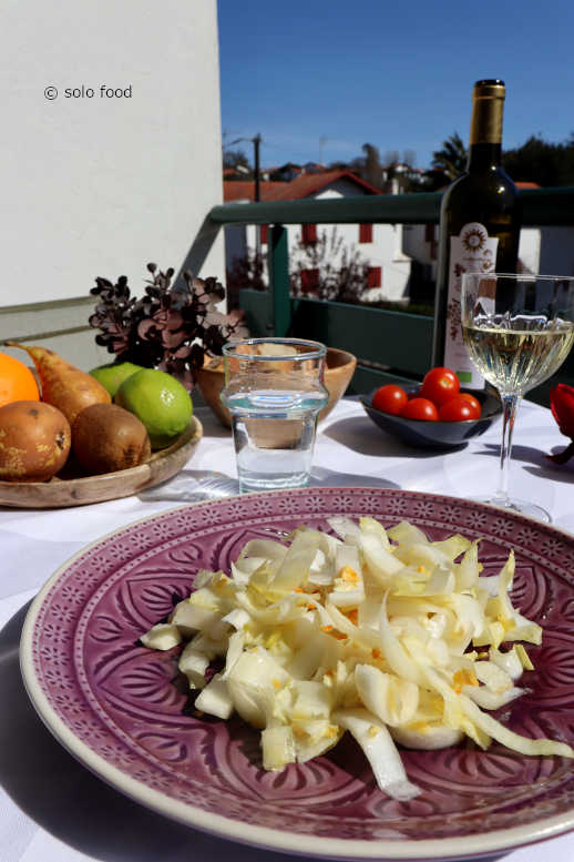 Endives (chicory) salad with lime and honey