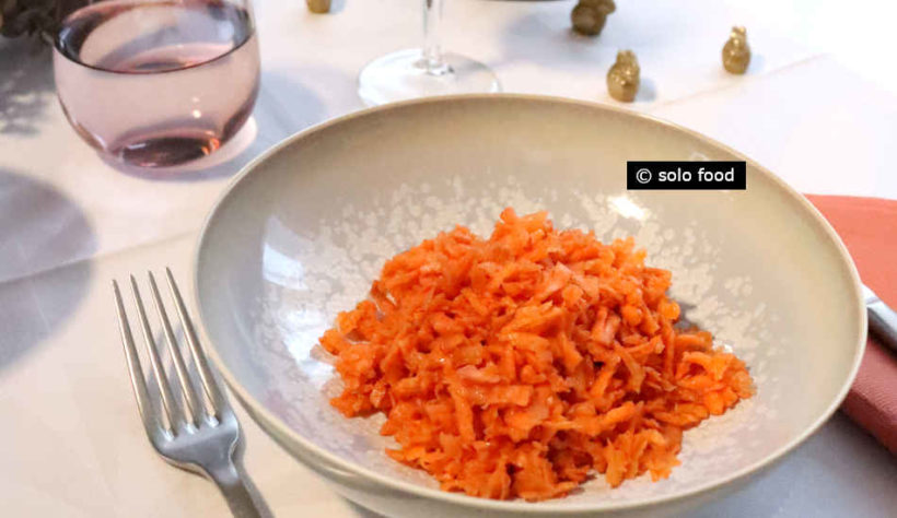 Carrot salad with white wine balsamic vinegar, coconut syrup and cinnamon