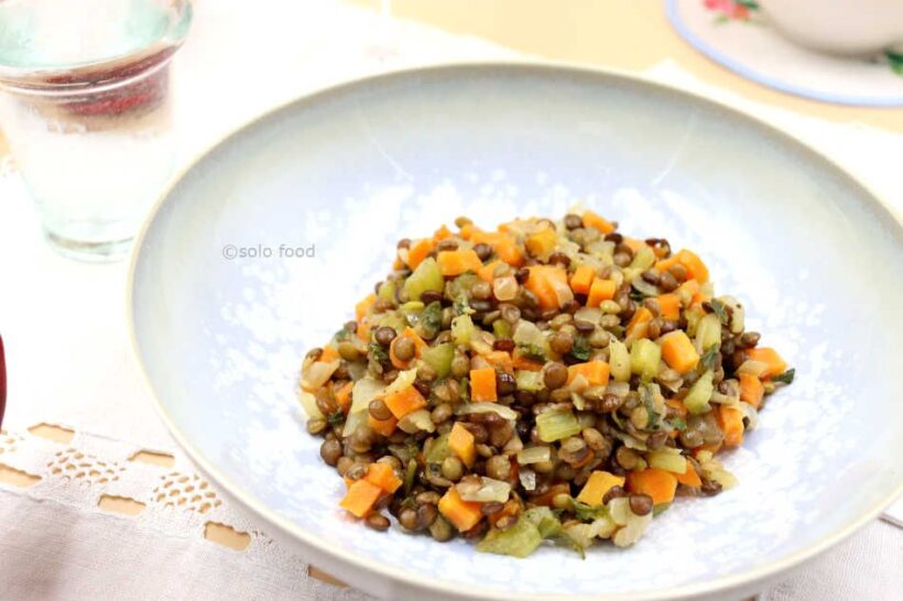 salade de lentilles carottes, oignon, céleri