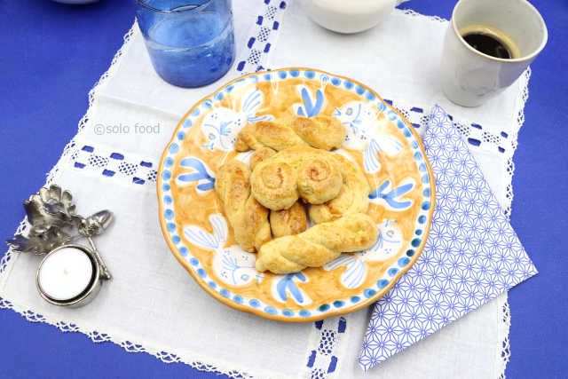 biscuits de Paâques grecs - koulourakia paschalina